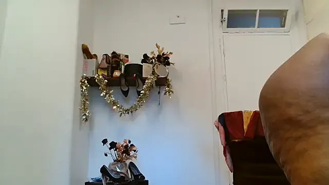 xTALLSEXYBUMx on StripChat