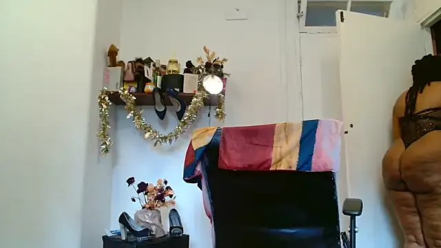 xTALLSEXYBUMx on StripChat