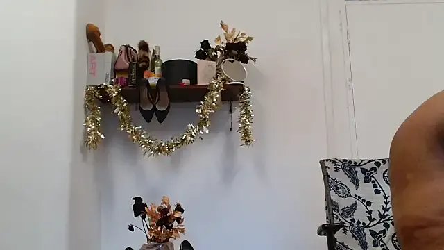 xTALLSEXYBUMx on StripChat