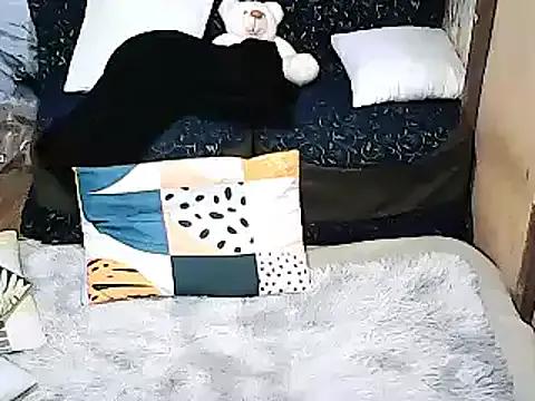 Freechat xxhottinybabe on StripChat