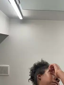 Freechat Your_Paris on StripChat