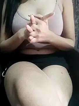 Your_Rubina on StripChat