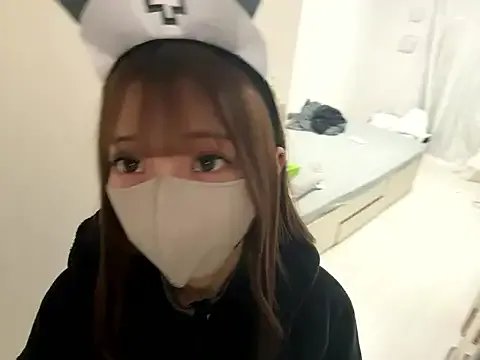 Group yunayuna_1231 on StripChat