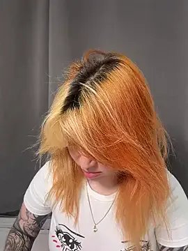 YunoRose_ on StripChat