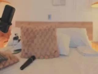alana-haze on CamSoda 