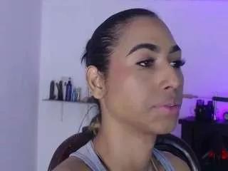 alice-massie1 on CamSoda