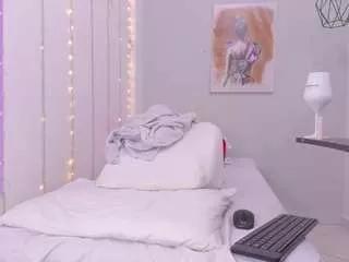 allyson-stonne on CamSoda 