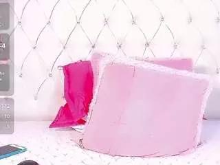 babyalejaa on CamSoda 