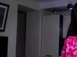 bellaloveme on CamSoda 