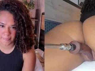 cinnamonafrodit on CamSoda 