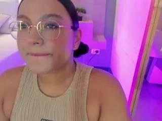 ella-montoya on CamSoda 