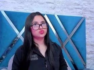 emmagomezz on CamSoda 