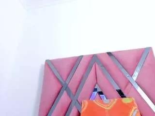 emmagomezz on CamSoda 