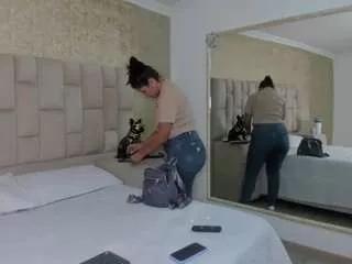 emmatorrees on CamSoda 