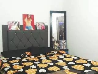 emperatris22cm on CamSoda 