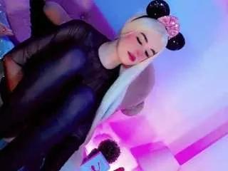 evaamooree on CamSoda 