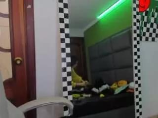gigibadassxx on CamSoda 