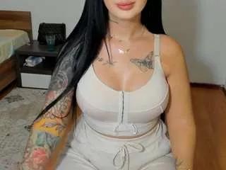 jesssyblack on CamSoda 
