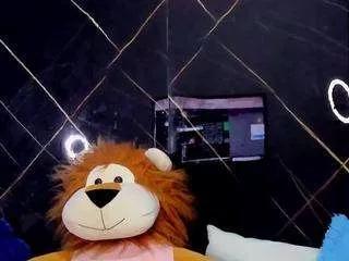 kiimberly-cute on CamSoda 