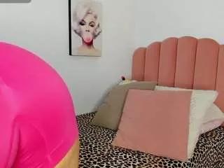 maiasanzz on CamSoda 