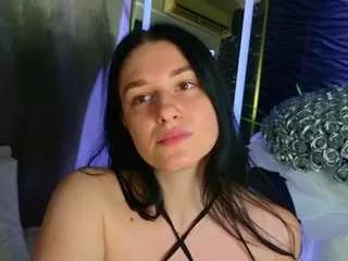 monnyque on CamSoda 