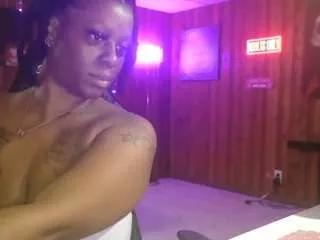 purplequeen888 on CamSoda 