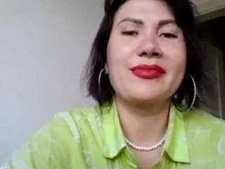 roxolanaasexy on CamSoda 