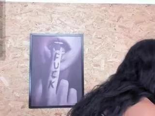 sexxy-naomi on CamSoda 