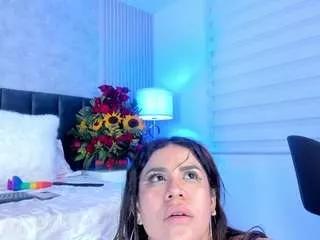 viioletlover on CamSoda 