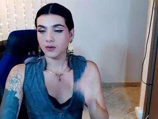 xiimena22love on CamSoda 