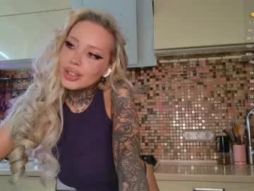 Freechat 2badforyou on Chaturbate