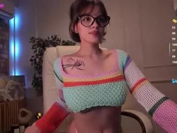 adalyn_glow on Chaturbate 