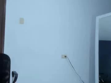applehot_lr on Chaturbate 