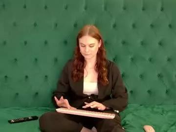 Freechat ariawell on Chaturbate