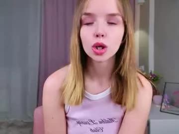 b4by_lol1 on Chaturbate 