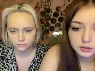 bella_and_alice on Chaturbate