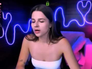 berry_alma on Chaturbate