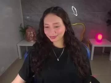 evageline_s — GOAL: Slap boobs [45 tokens remaining] Welcome to my room! #lovense #squirt #bigboobs #natural #cum