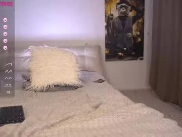 evelina_fox on Chaturbate 
