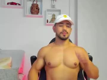 ezzio_scolaro on Chaturbate 