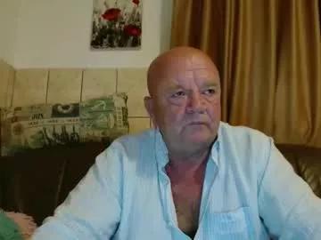 fullballs6 on Chaturbate 
