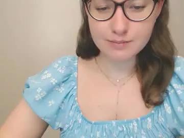 hartfoxx — #cute #glasses #pvt #bigboobs #tease