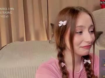 hottpeachh on Chaturbate 