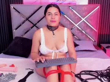 issafoxx on Chaturbate 