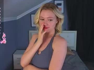 jennifer_mathis — Hi guys im new here! Goal: Remove my shorts #squirt #new #smalltits #18 #anal [92 tokens remaining]