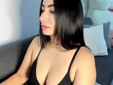 jessica_davis1 — hey guys #lovense #deepthroat #bigtits #bigassandtitties #latina snap lifetime 400tks :P
