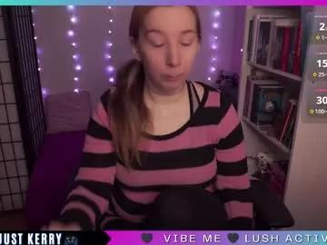 justkerryx — Vibe me while im GAMING #german #bigtits #lovense #gamergirl #glasses [220 tokens remaining]