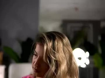 kellymathews on Chaturbate 