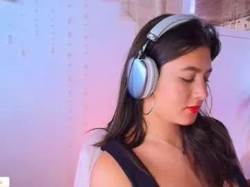 kisstarxxx on Chaturbate 