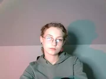 lily_tayberry on Chaturbate 